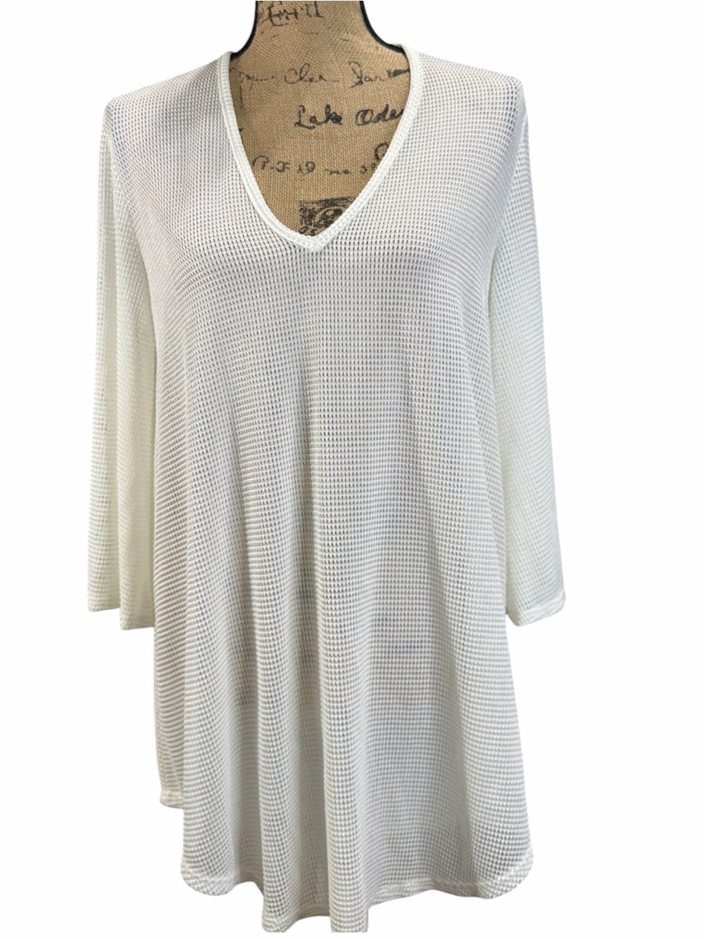 Jordan Taylor v-neck tunic swim cover-up 3/4 length sleeves NWT Size medium